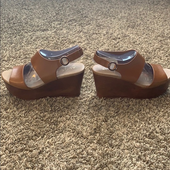 Wedge heels - Picture 4 of 5